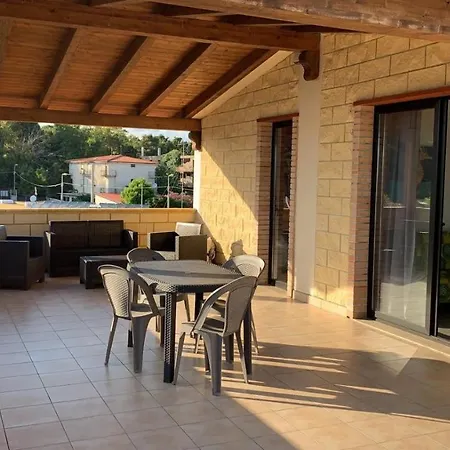 Capopiccolo Travel Tatil Evi *